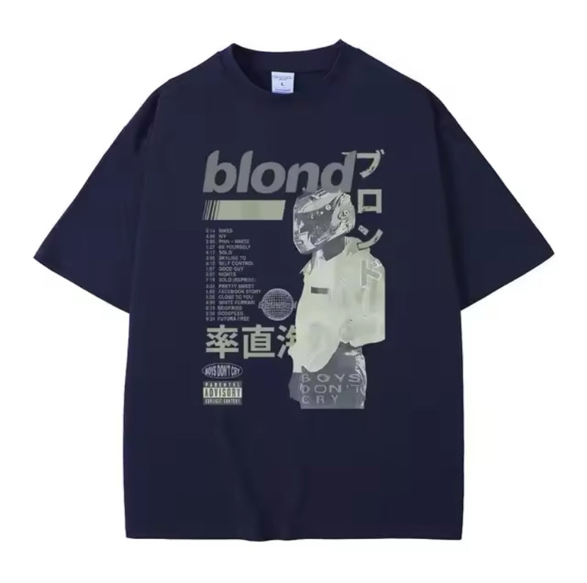 Frank Ocean: blond oversized shirt